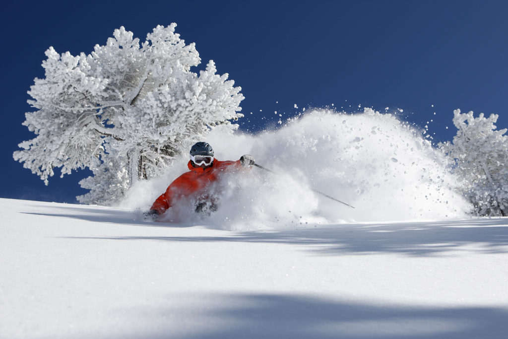 Turismo deportivo: esquí o snow esqui-en-espana