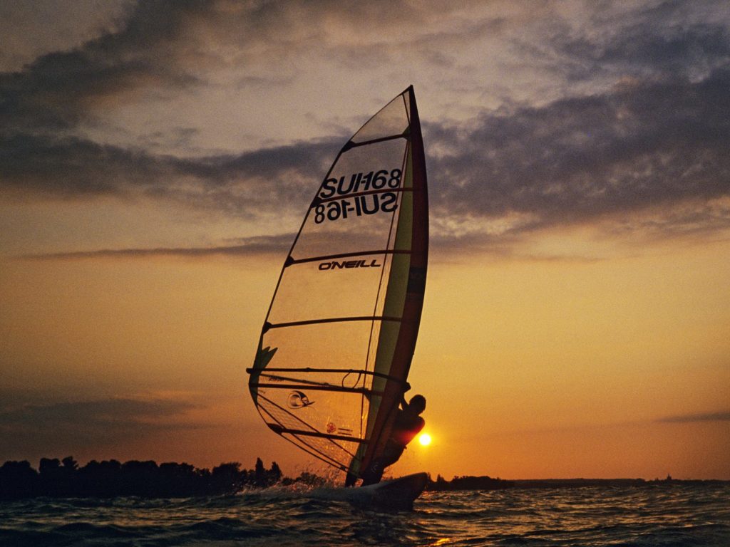Kitesurf, surf o windsurf: turismo deportivo tabladewindsurf