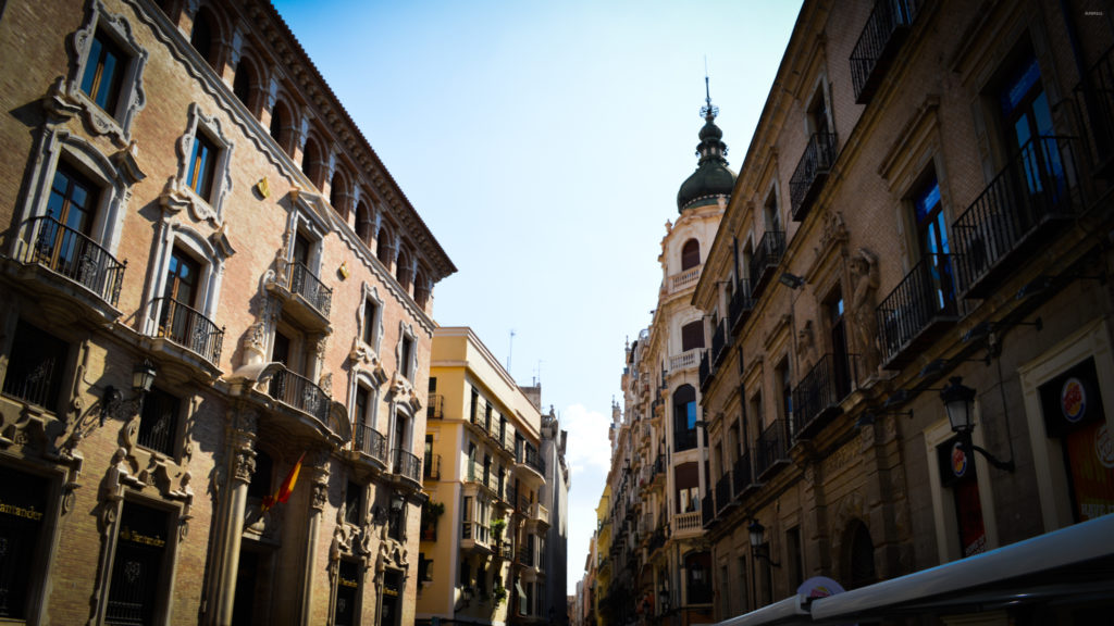 Escapada en Semana Santa:  Los Básicos que debes incluir en tu maleta. Murcia